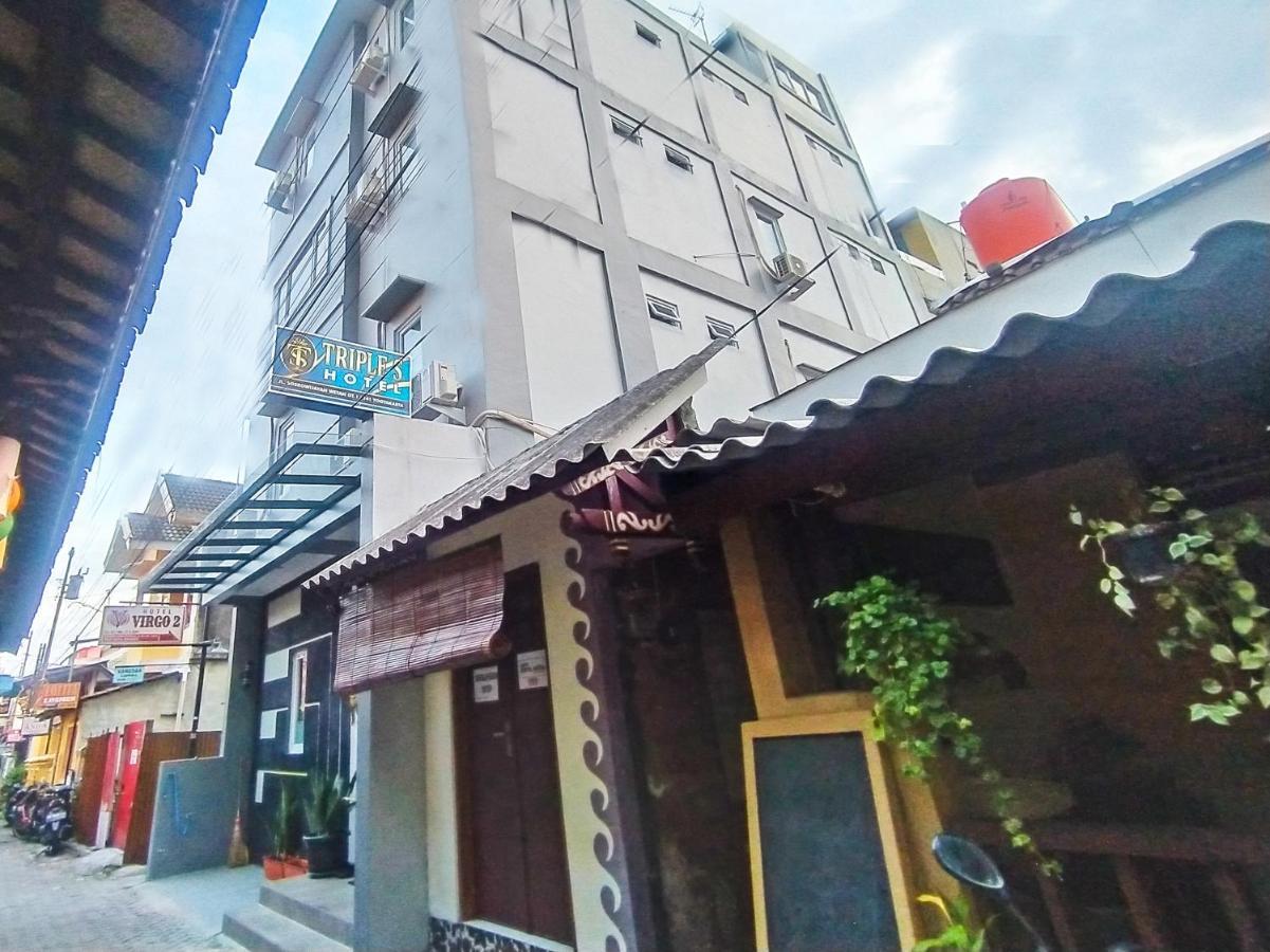 Oyo 91686 Triple S Hotel Malioboro Yogyakarta Exterior foto